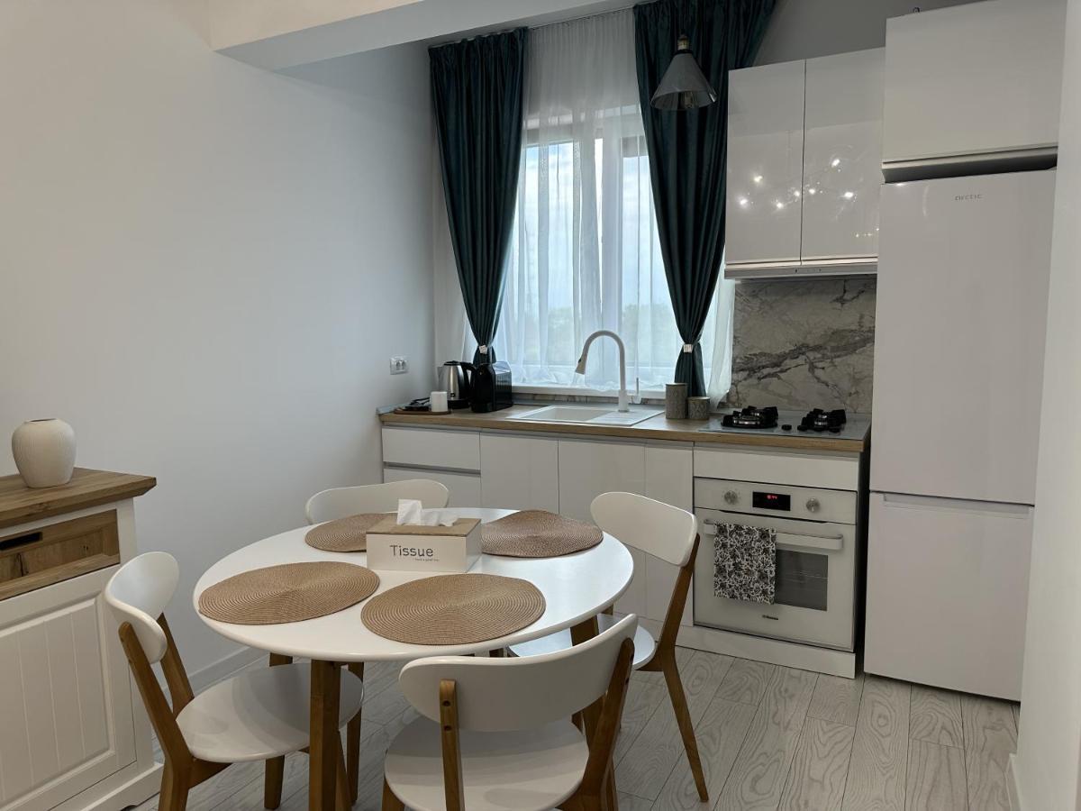 Apartament In Suceava, Zamca Apartment ภายนอก รูปภาพ