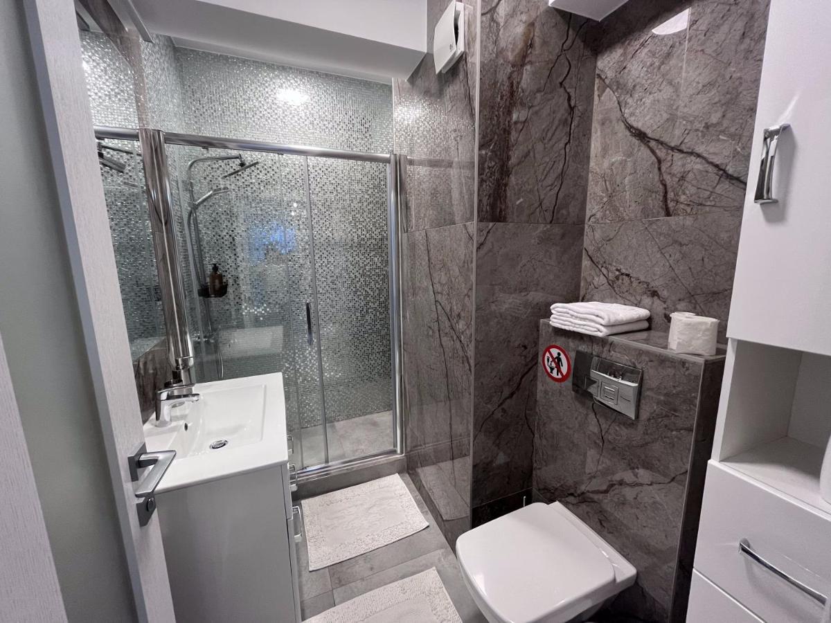 Apartament In Suceava, Zamca Apartment ภายนอก รูปภาพ